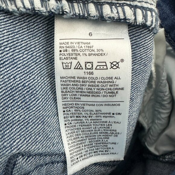 Old Navy High Rise Wow Super Skinny Women's size 6 Dark Wash Blue Denim jeans - Picture 4 of 5